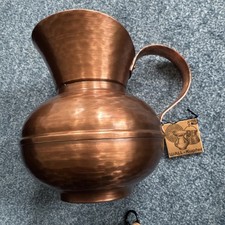Kupfervase mit Henkel