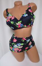 VINTAGE:  Triumph " Tossa"