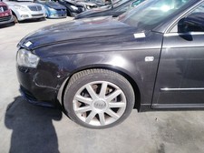 8E0821105F linker frontflügel