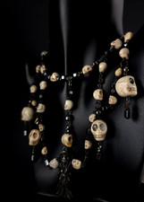 Kette Howlith Hämatit Skull