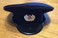 Alte Schirmmütze DDR Feuerwehr Mützenkordel Emblem Gr. 55 VEB ,Berlin