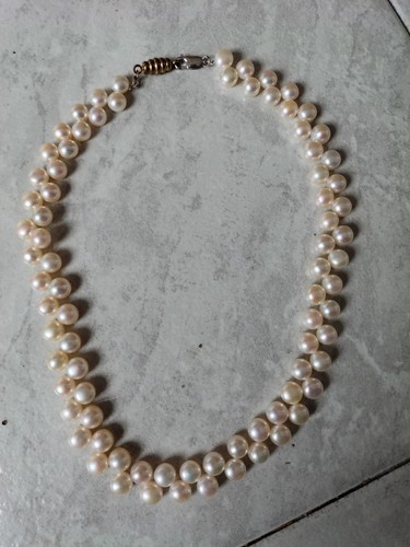 Doppelreihige perlenkette mit - perlenkette,
