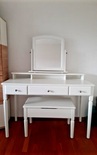 Schminktisch/Frisiertisch mit Spiegel und Hocker mit Fächern