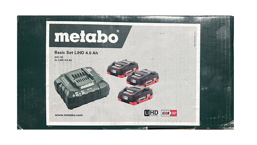 Metabo akku ladegerät - +,