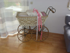 Antiquität Kinderwagen, Korbgeflecht, sehr guter Zustand, ohne Inhalt