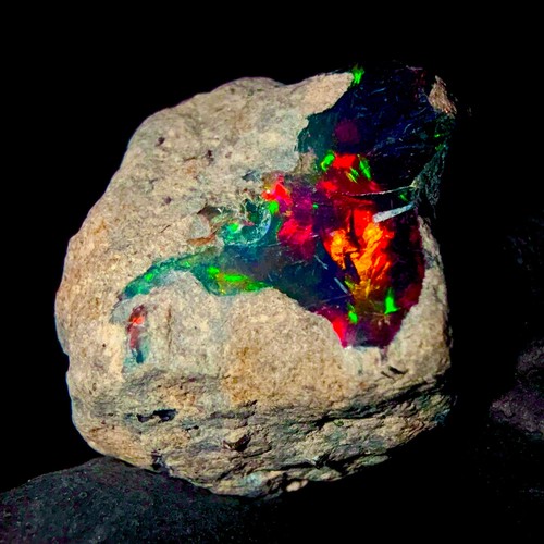 Ethiopischer schwarzer opal - schwarzer,