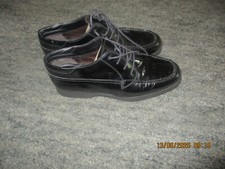 Tods Schnürschuhe, schwarz Lack, Gr. 38,5 (39)