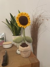 Handgestrickter Topf und