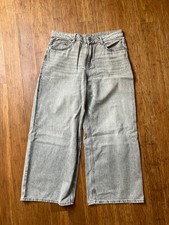 moderne graue Jeans von H&M in