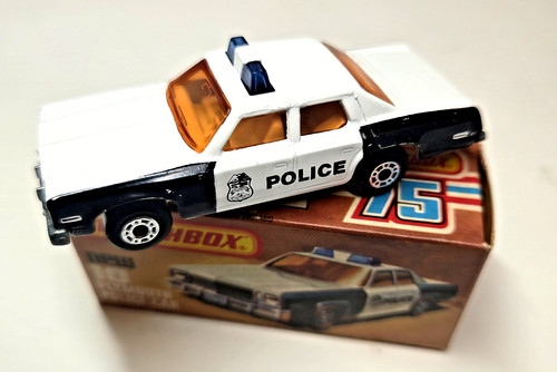 Matchbox plymouth police car - matchbox,