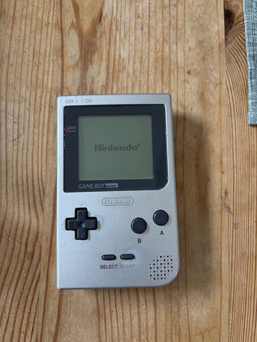 Nintendo game boy pocket - nintendo,