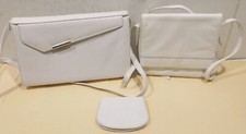 2 weisse Vintage  Handtaschen Borella etc. +1 weisser Geldbeutel/Tasche