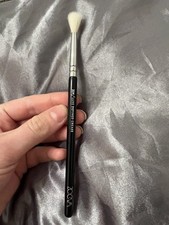 zoeva 224 luxe defined crease