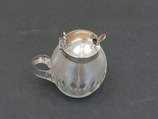 Antiker englischer Gewürztopf