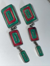 Pees Abstrakte Ohrclips, 3x 3 Rechtecke,rot-grün,27.3g,L.7cm,B.0.7+1.2+1.7cm