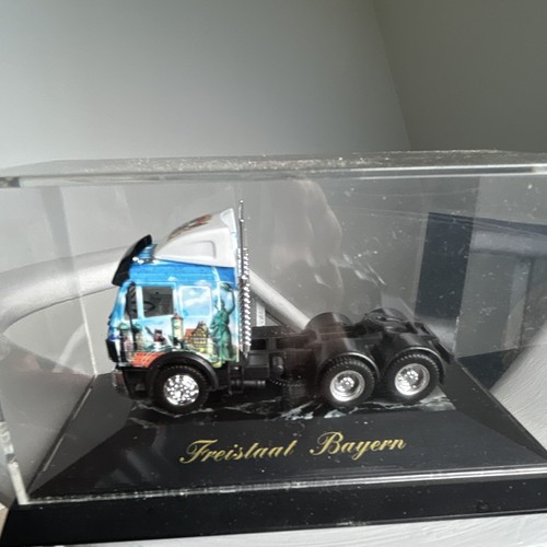Herpa mercedes zugmaschine - herpa,