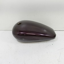 Suzuki VS 750 Intruder Benzintank Kraftstofftank Tank 79728