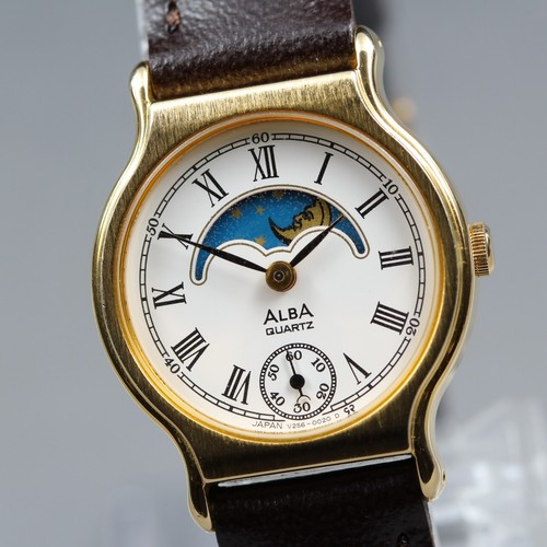 Near mint seiko v256 0020 - mint],