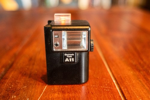 Olympus a11 blitz - blitz, /