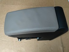 VW Passat 3C Mittelarmlehne