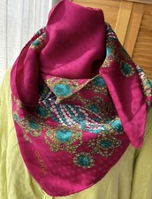 CHANEL Seidentuch Tuch carre foulard Initialen cc Jacquard majestätisch Pink