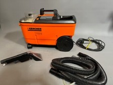 Kärcher Puzzi 100  Teppichreiniger Waschsauger inkl. Polsterdüse —-