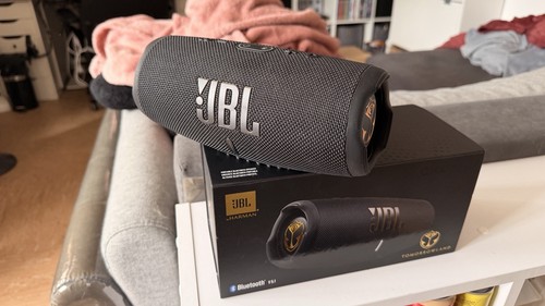 Jbl charge tomorrowland - charge,