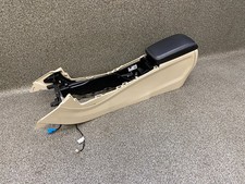 Mittelkonsole A1176800301 Armlehne 190Tkm Mercedes CLA W117 AMG-Line 16.2020.172