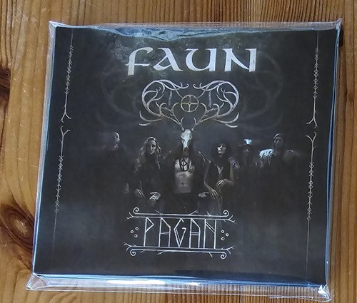 Faun pagan - -,