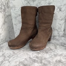 UGG Lynnea II Leather Clog