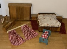 Puppenhaus Puppenmöbel komplettes Schlafzimmer 40er 50er Jahre Wiege Gardine