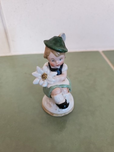 Kleine porzellanfigur 6cm - ,