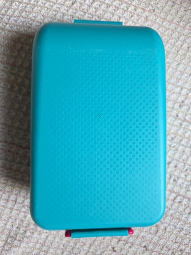 0713 tupperware lunchbox - ,