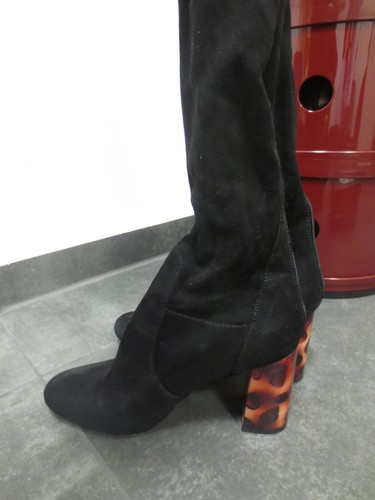 Public desire overknees - public,