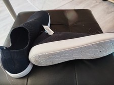 Superbequeme neue Schuhe Sportschuhe von Casa Mia