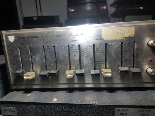 Realistic stereo frequency - realistic,