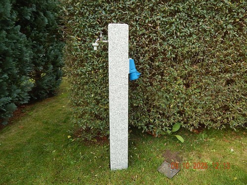 Wasserzapfsäule aus granit - aus,