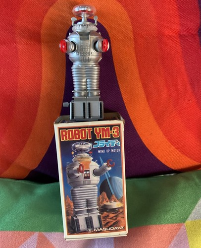 Lost space roboter ym - b-9, ym-3