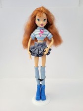 Winx Club - Offizielle Bloom Puppe [School Girl] Mattel