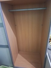 Kleiderschrank 2 Schiebetüren