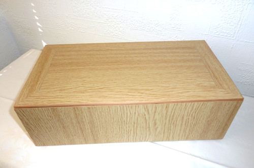Alte holzkiste mit deckel - ,