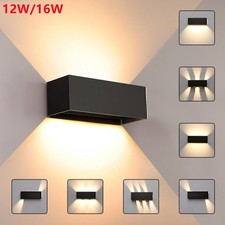 Cube Würfel LED Wandleuchte Wandlampe mit Bewegungsmelder Up Down außen/innen Hv