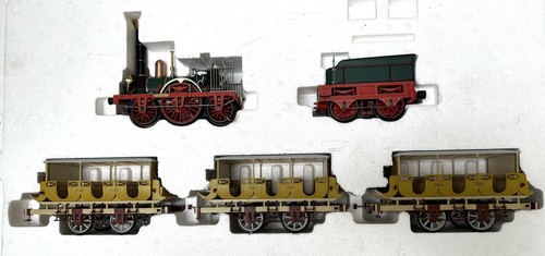 Gebrauchtes 54055175 - , |