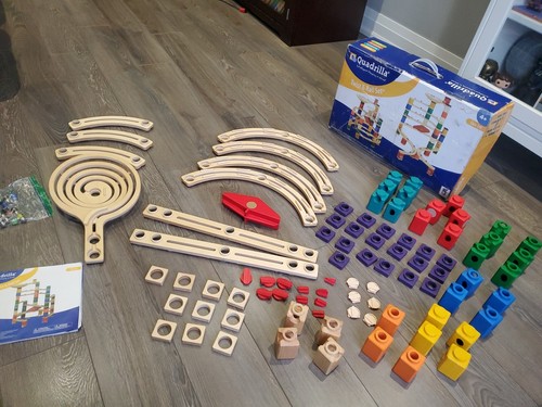 Quadrilla twist rail set - &,