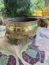 Jugendstil. Jardiniere. Messing. Top erhalten. England