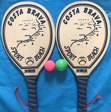 2 Holz Beach Tennisschläger mit Bällen, Zustand: gut
