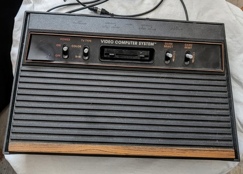 Atari 2600 konsole - 2600, konsole,