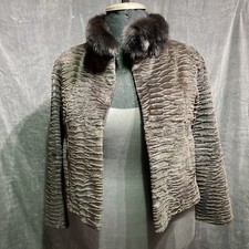 Neue kurze Kanin Pelz