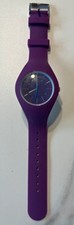 Moderne armbanduhr von - armbanduhr,