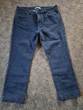 Dunkelblaue damenjeans der - damenjeans,